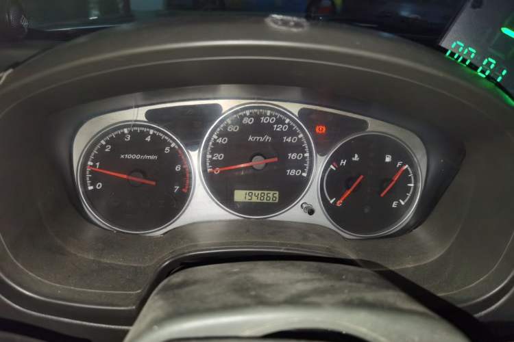 Used Foday Explorer 6  Instrument Cluster