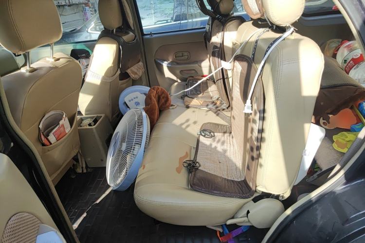 Used Foday Explorer Ⅲ 2011 2.2L Manual Gasoline Version Left Rear Seat