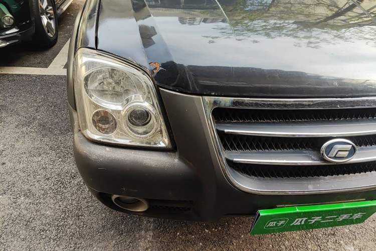 Used Foday Explorer Ⅲ 2011 2.2L Manual Gasoline Version Right Front Headlight