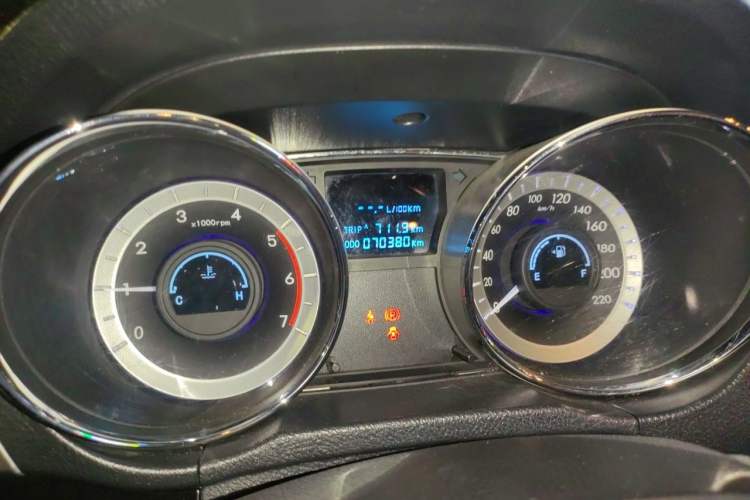 Used Foday Landfort 2015 2.4L Gasoline Two-Wheel Drive Luxury Edition 7 Seats Instrument Cluster