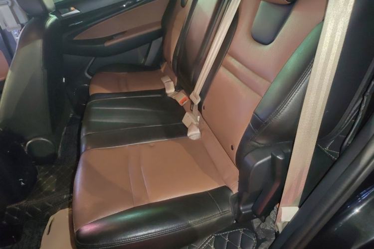Used Foday Landfort 2015 2.4L Gasoline Two-Wheel Drive Luxury Edition 7 Seats Left Rear Seat