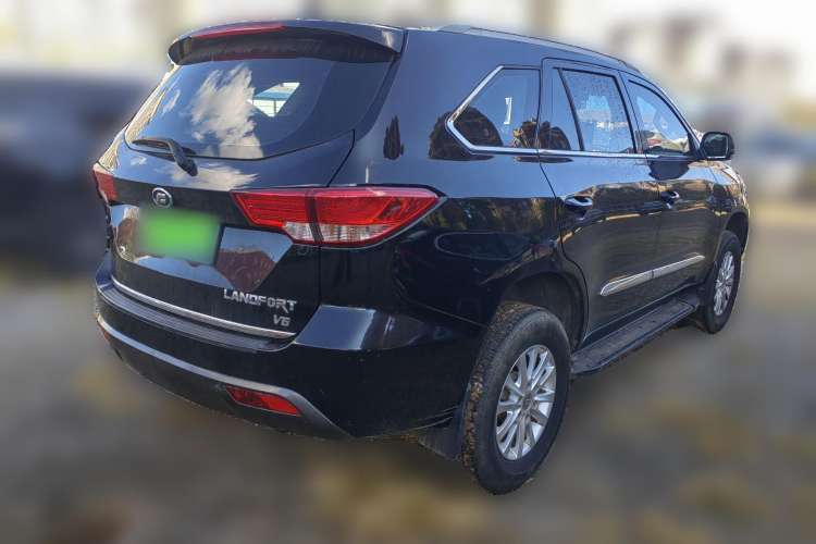 Used Foday Landfort 2015 1.9T Diesel Two-Wheel Drive Standard Edition 7 Seats Rear Right 45 Deg