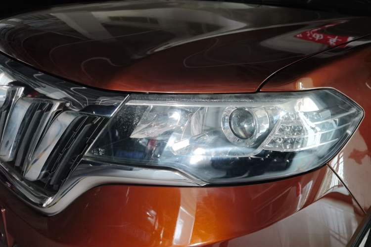 Used Foday Landfort 2015 1.9T Diesel Two-Wheel Drive Standard Edition 7 Seats Exterior 2
