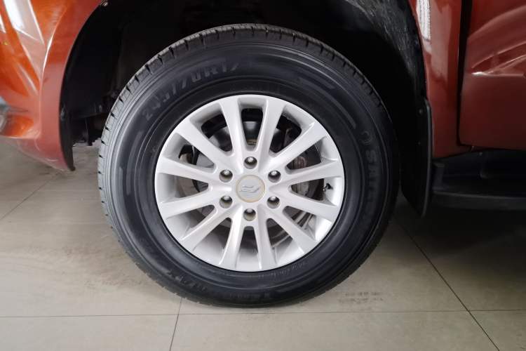 Used Foday Landfort 2015 1.9T Diesel Two-Wheel Drive Standard Edition 7 Seats Exterior 3