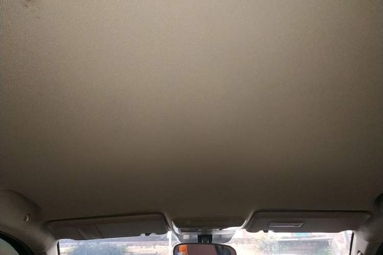 Used Foday Landfort 2015 2.4L Gasoline Two-Wheel Drive Standard Edition 7-Seater Headliner