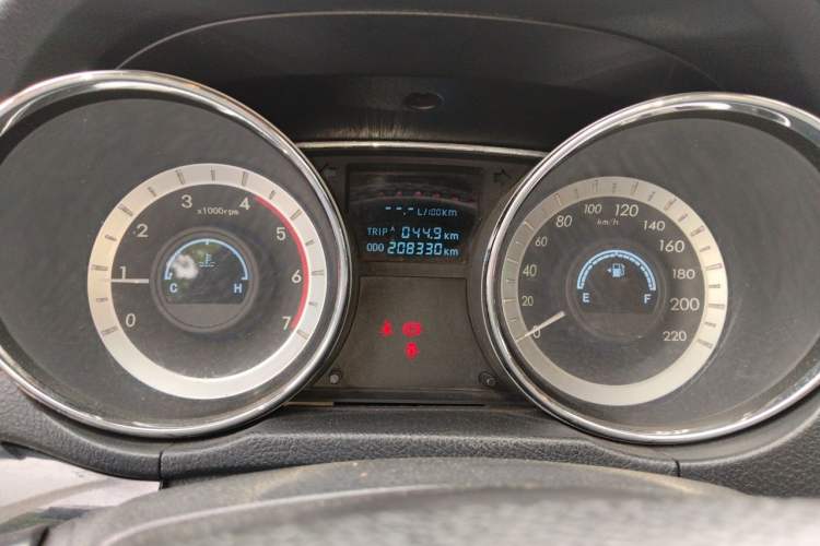 Used Foday Landfort 2015 1.9T Diesel Two-Wheel Drive Luxury Edition 7 Seats Instrument Cluster
