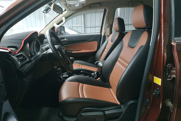 Used Foday Landfort 2015 2.4L Gasoline Two-Wheel Drive Standard Edition 7-Seater Left Front Seat
