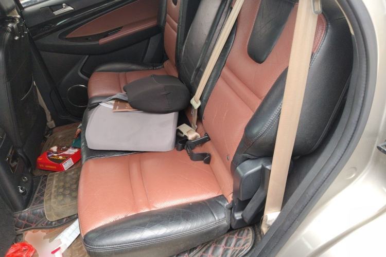 Used Foday Landfort 2015 1.9T Diesel Two-Wheel Drive Luxury Edition 7 Seats Left Rear Seat