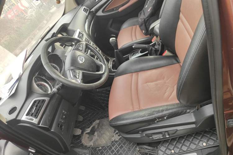 Used Foday Landfort 2015 1.9T Diesel Two-Wheel Drive Luxury Edition 7 Seats Left Front Seat