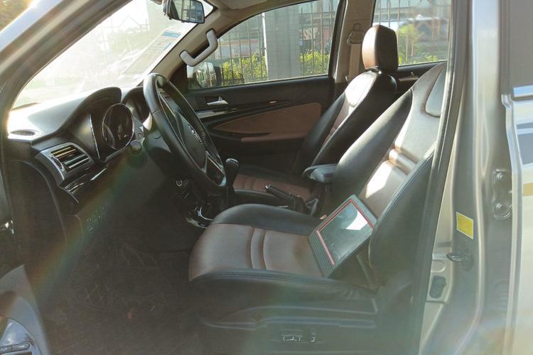 Used Foday Landfort 2015 1.9T Diesel Two-Wheel Drive Luxury Edition 7 Seats Left Front Seat