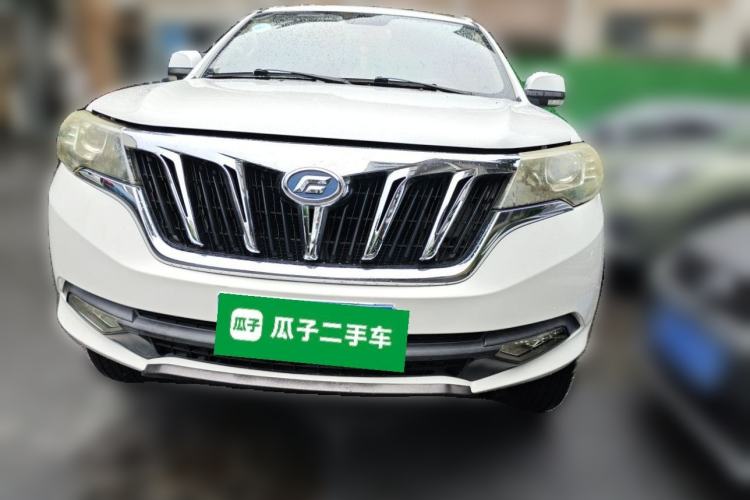 Used Foday Landfort 2015 2.4L Gasoline Two-Wheel Drive Luxury Edition 7 Seats Front