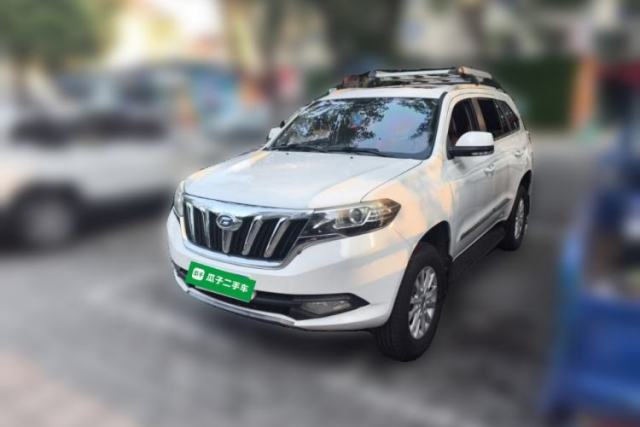 Ojetý Foday Landfort 2015 2.4L Gasoline Two-Wheel Drive Luxury Edition 7 Seats