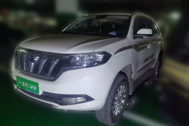 Używany Foday Landfort 2015 1.9T Diesel Two-Wheel Drive Standard Edition 7 Seats