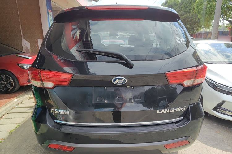 Used Foday Landfort 2017 1.9T Diesel Manual Two-Wheel Drive Flagship Edition 7 Seats Rear