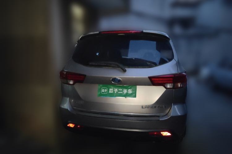 Used Foday Landfort 2017 2.0T Gasoline Manual Two-Wheel Drive Flagship Version 7 Seats Rear