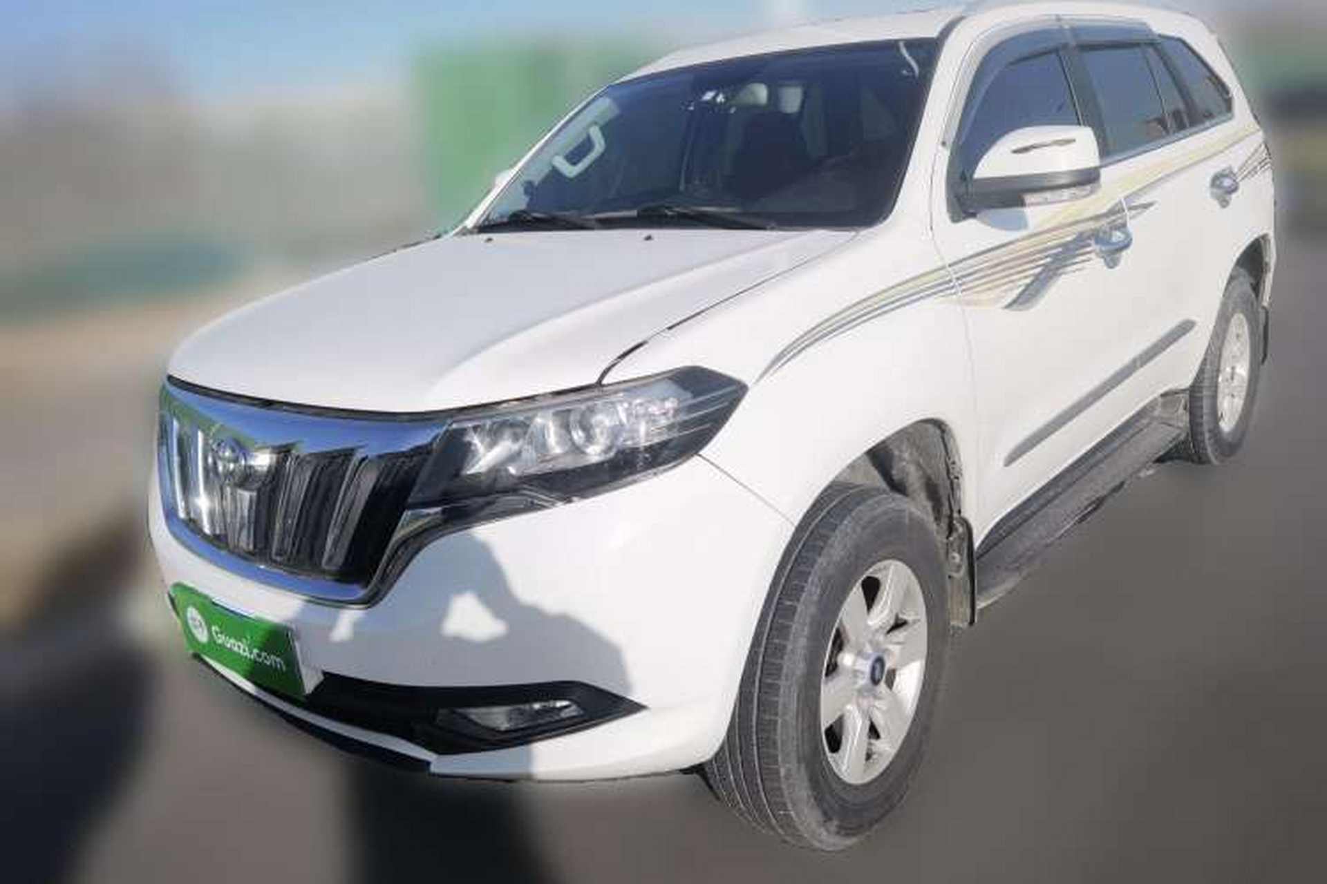 Used Foday Landfort 2017 1.9T Diesel Manual Two-Wheel Drive Flagship Edition 7 Seats Front Left 45 Deg