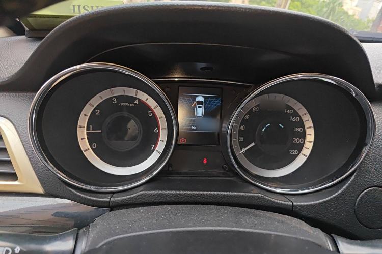 Used Foday Landfort 2017 1.9T Diesel Manual Two-Wheel Drive Luxury Edition 7 Seats Instrument Cluster