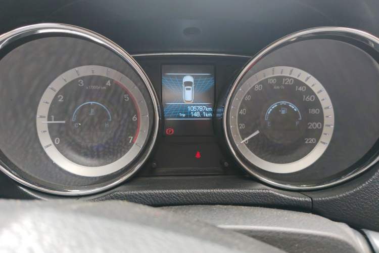 Used Foday Landfort 2017 1.9T Diesel Manual Two-Wheel Drive Flagship Edition 7 Seats Instrument Cluster