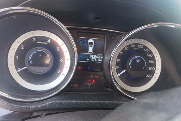 Used Foday Landfort 2017 1.9T Diesel Manual Two-Wheel Drive Flagship Edition 7 Seats Instrument Cluster