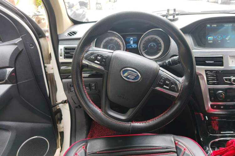 Used Foday Landfort 2017 1.9T Diesel Manual Two-Wheel Drive Flagship Edition 7 Seats Steering Wheel