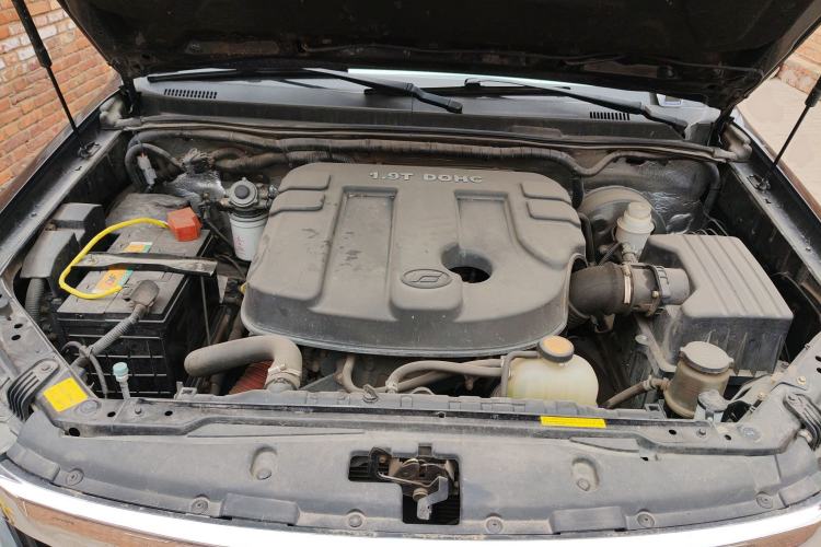 Used Foday Landfort 2018 1.9T Diesel Automatic 2WD Flagship 7-Seater Engine Bay