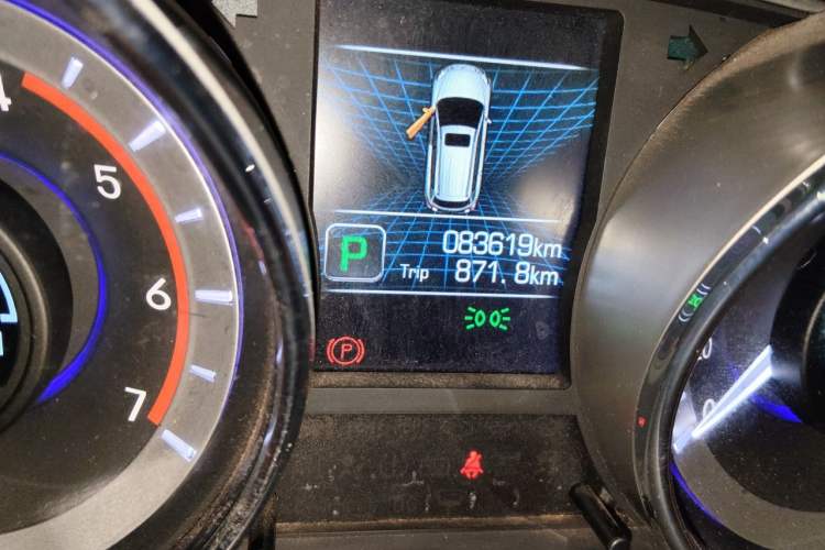 Used Foday Landfort 2018 1.9T Diesel Automatic 2WD Flagship 7-Seater Odometer Close Up