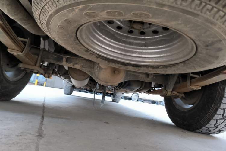 Used Foday Lion 2012 2.0T Two-Wheel-Drive Standard Version Chassis Rear