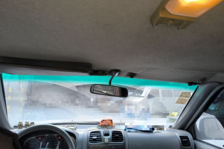 Used Foday Lion 2012 2.0T Two-Wheel-Drive Standard Version Headliner