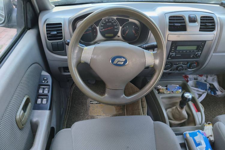 Used Foday Lion 2012 2.0T Two-Wheel-Drive Standard Version Steering Wheel