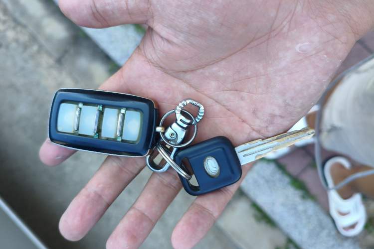 Used Foday Lion 2012 2.0T Two-Wheel-Drive Standard Version Vehicle Key