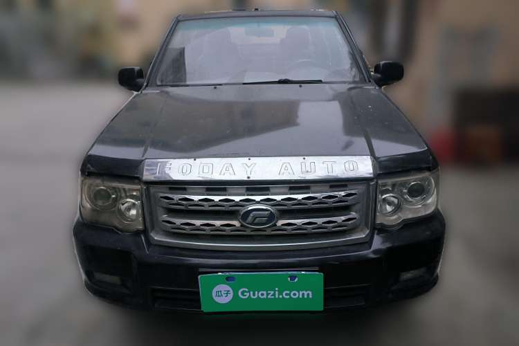 Used Foday Lion F16 2013 2.4L Gasoline Two-Wheel Drive Luxury Extended Version 4G64S4N Front