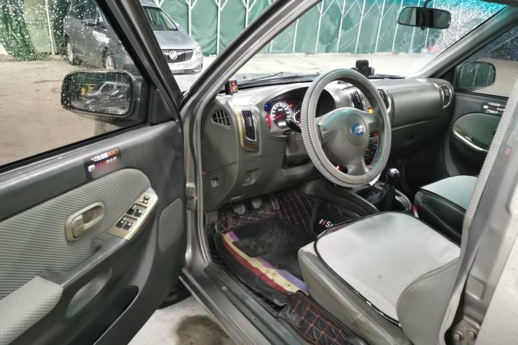 Used Foday Lion F16 2013 2.0T Diesel Two-Wheel Drive Entry-Level 4F20TC1 Driver Seat