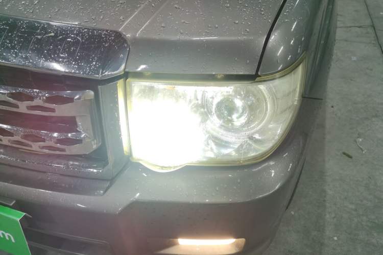Used Foday Lion F16 2013 2.0T Diesel Two-Wheel Drive Entry-Level 4F20TC1 Left Front Headlight