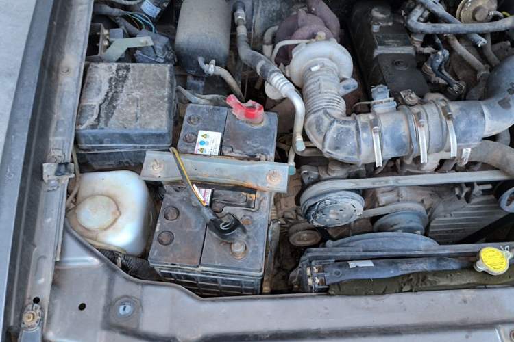 Used Foday Lion F16 2013 2.8T Diesel Two-Wheel-Drive Luxury Version CA4D28C4-1 Engine Bay Right