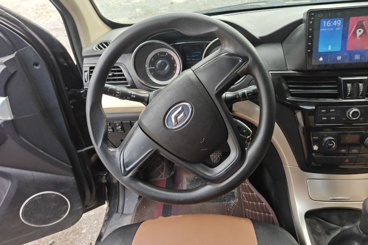 Used Foday Lion F22 2015 1.9T Two-Wheel Drive Diesel Standard Version D19TCID1 Steering Wheel