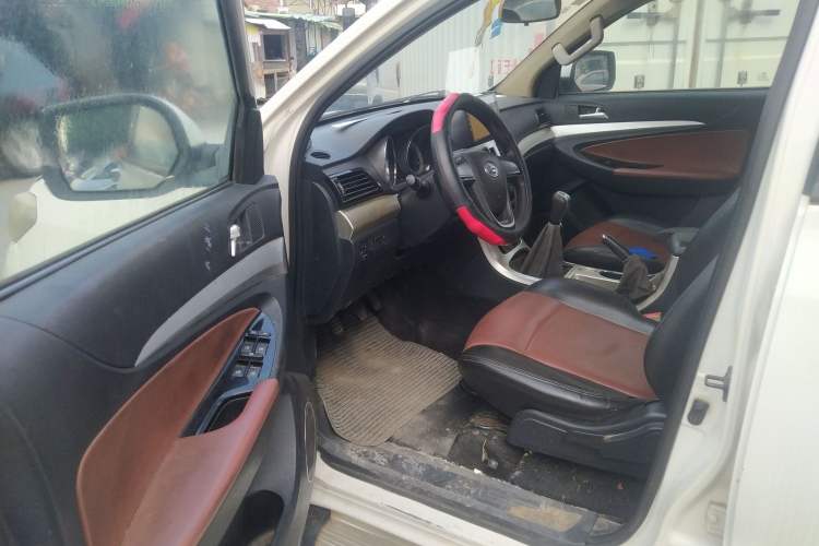 Used Foday Lion F22 2015 2.4L Two-Wheel-Drive Gasoline Standard Version 4G69S4N Driver Seat