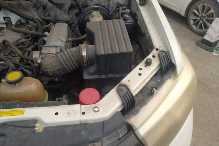 Used Foday Lion F22 2015 2.4L Two-Wheel-Drive Gasoline Standard Version 4G69S4N Engine Bay Left