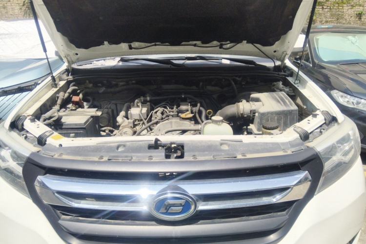 Used Foday Lion F22 2015 1.9T Two-Wheel Drive Diesel Luxury Version D19TCID1 Engine Bay
