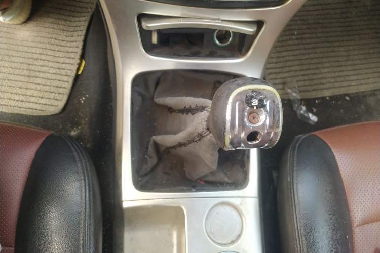 Used Foday Lion F22 2015 2.4L Two-Wheel-Drive Gasoline Standard Version 4G69S4N Gear Lever