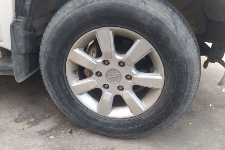 Used Foday Lion F22 2015 2.4L Two-Wheel-Drive Gasoline Standard Version 4G69S4N Right Front Wheel Hub