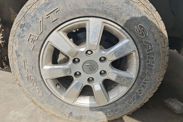 Used Foday Lion F22 2015 1.9T Two-Wheel Drive Diesel Standard Version D19TCID1 Right Front Wheel Hub