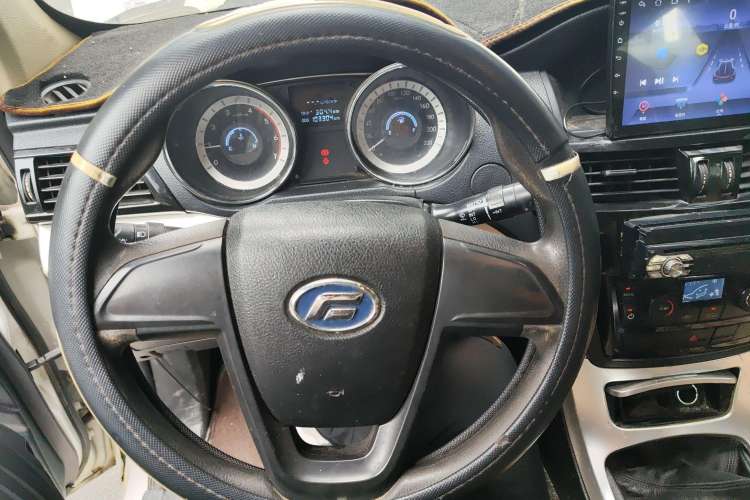 Used Foday Lion F22 2015 1.9T Two-Wheel Drive Diesel Standard Version D19TCID1 Steering Wheel