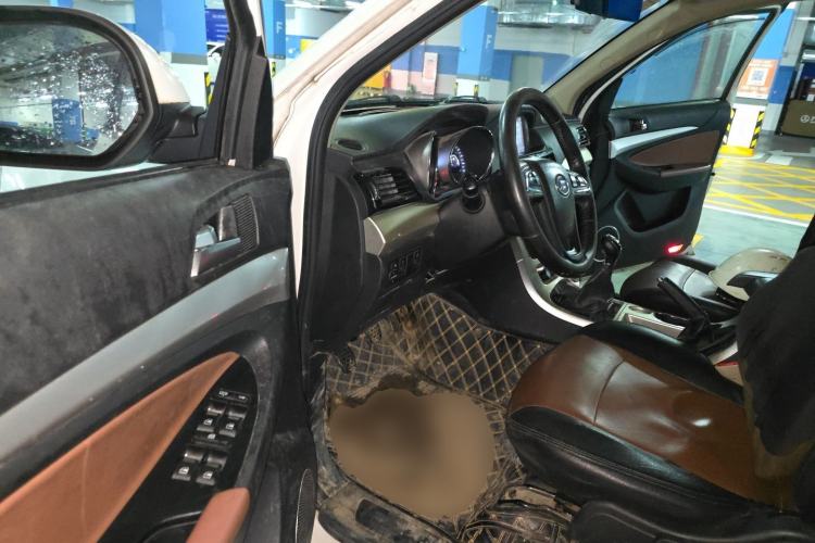 Used Foday Lion F22 2017 1.9T Two-Wheel Drive Diesel China V Emission Standard Advanced Long-Wheelbase Version D19TCIE2 Driver Seat
