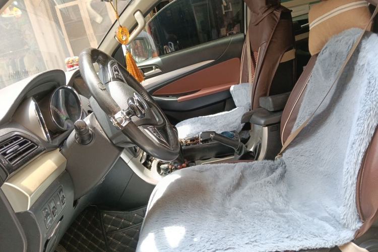 Used Foday Lion F22 2017 1.9T Two-Wheel Drive Diesel China V Flagship Extended Version D19TCIE2 Left Front Seat