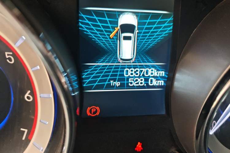 Used Foday Lion F22 2017 1.9T Four-Wheel Drive Diesel China V Emission Standard Flagship Extended Version D19TCIE2 Odometer Close Up