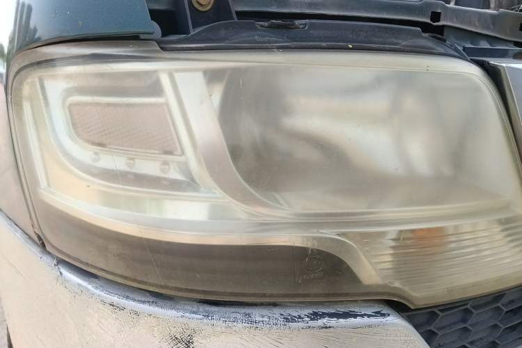 Used Foday Little Superman 2015 2.0T Diesel Long Wheelbase 4F20TCI Right Front Headlight