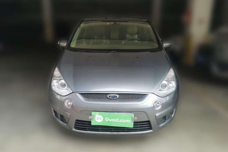 Used Ford 2008 2.3L 7-Seater Luxury Version Front