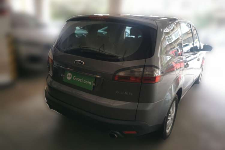 Used Ford 2008 2.3L 7-Seater Luxury Version Rear Right 45 Deg