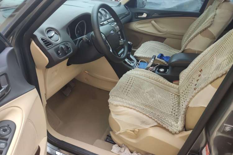 Used Ford 2008 2.3L 7-Seater Luxury Version Driver Seat