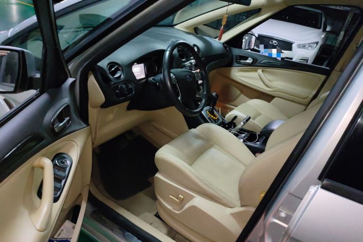Used Ford 2008 2.3L 7-Seater Luxury Version Driver Seat